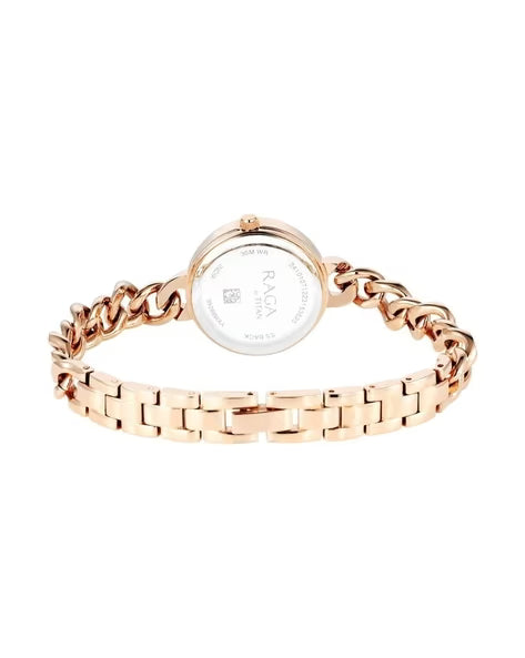 Titan Raga Showstopper Quartz Analog Rose Gold Round Dial Rose Gold Metal Strap Watch For Women nu95288wm01