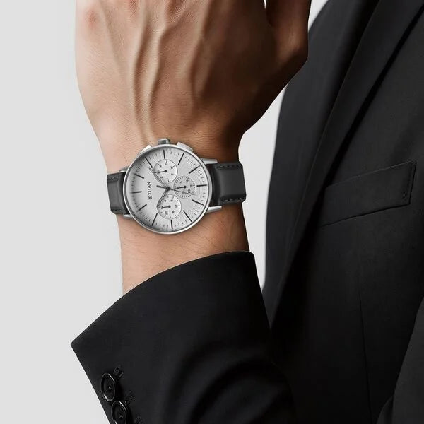 Titan Light leathers Multifunction Silver Dial Leather Strap Watch For Men nu90200sl01