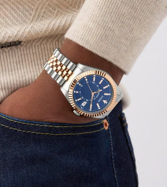 Blue Round Dial Analog Men's Watch - GW0977G5