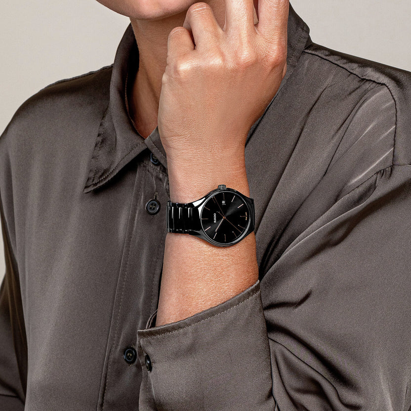 Rado True Round Unisex Quartz Black Dial Analog Ceramic Watch R27238162