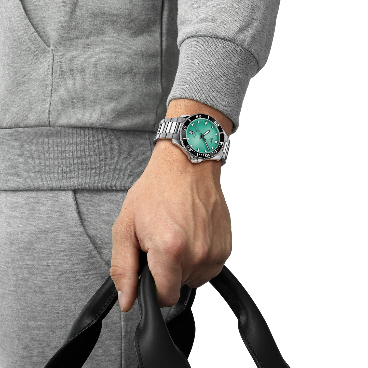 Tissot Seastar 1000 40mm Quartz Mens Watch  T120.410.11.091.00