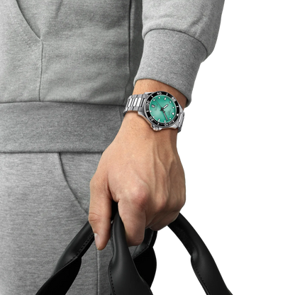 Tissot Seastar 1000 40mm Quartz Mens Watch  T120.410.11.091.00
