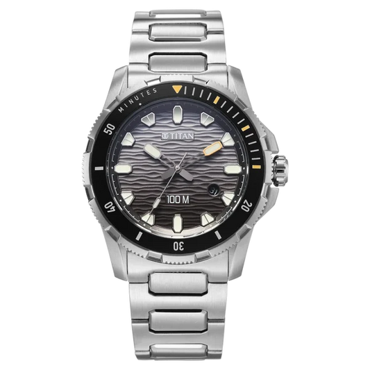 Titan Zero Hour Diver's 100m Quartz Analog Black Dial Silver Stainless Steel Strap Watch For Men 10067km01