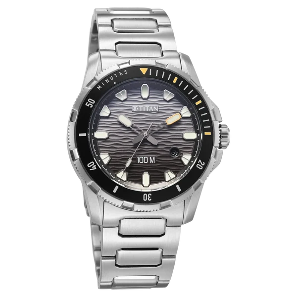 Titan Zero Hour Diver's 100m Quartz Analog Black Dial Silver Stainless Steel Strap Watch For Men 10067km01