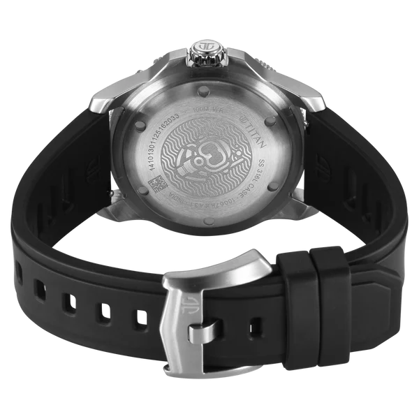Titan Zero Hour Diver's 100m Quartz Analog Black Dial Black FKM Strap Watch For Men 10067kp01