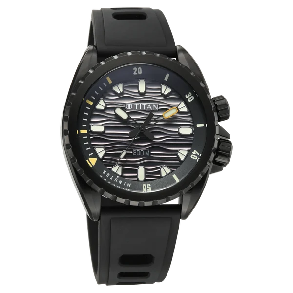 Titan Zero Hour Diver's 200m Quartz Analog Black Dial Black FKM Strap Watch For Men 10068np01