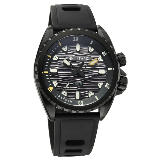 Titan Zero Hour Diver's 200m Quartz Analog Black Dial Black FKM Strap Watch For Men 10068np01