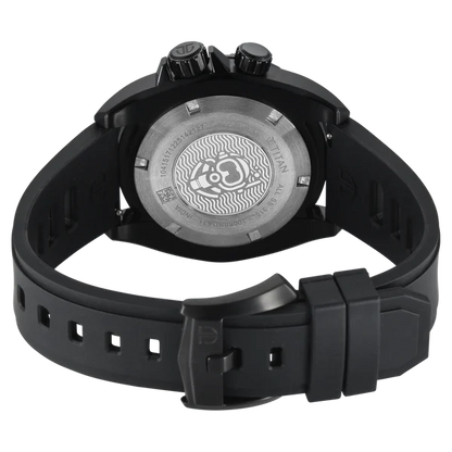 Titan Zero Hour Diver's 200m Quartz Analog Black Dial Black FKM Strap Watch For Men 10068np01