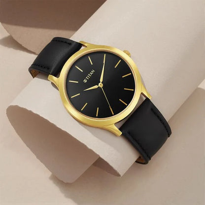 Titan Karishma Radiance Black Dial Analog Leather Strap watch for Men nt1825yl03