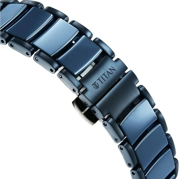 Titan Edge Melange Slim Steel & Ceramic StrapÂ Blue Dial Analog Watch For Men NU1878KD04