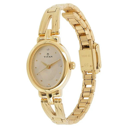 Titan Quartz Analog Champagne Dial Golden Stainless Steel Women - nm2594ym01