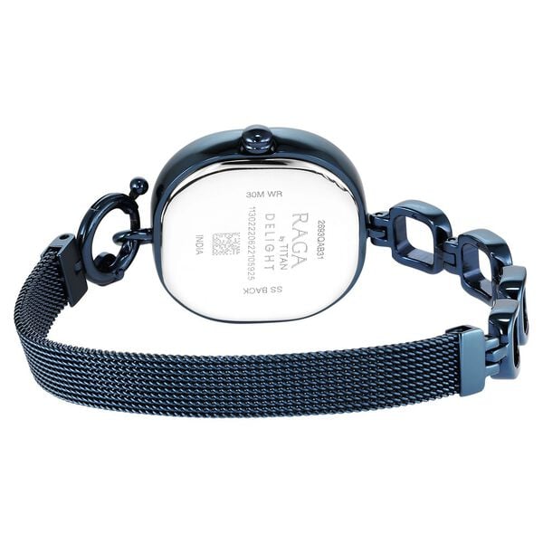 Titan Raga Delight Blue Dial Analog Metal Strap Watch for Women nt2693qm01