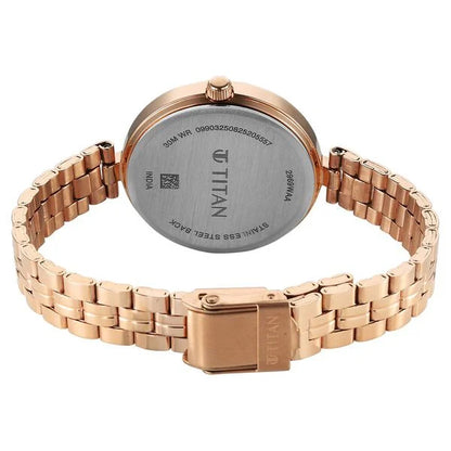 Titan Titan Karishma Quartz Analog Pink Dial Rose Gold Stainless Steel Strap Watch For Women nu2969wm01