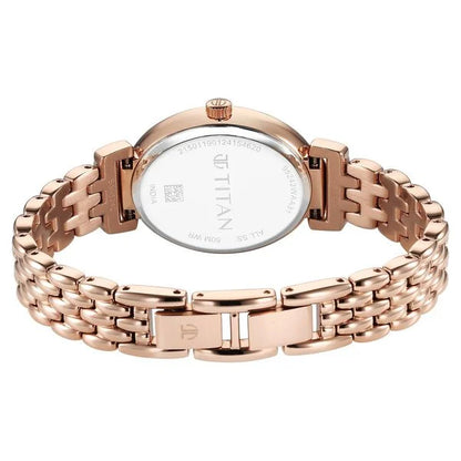 Titan Aura Quartz Analog Rose Gold Dial Rose Gold Stainless Steel Strap Watch for Women nt95242wm01