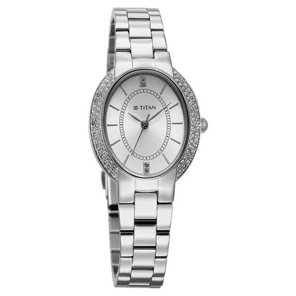 Titan Metro Quartz Analog Silver Dial Stainless Steel Strap Watch For Women nu95304sm01