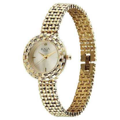 Titan Raga Showstopper Quartz Analog Champagne Dial Metal Strap Watch For Women nu95350ym01
