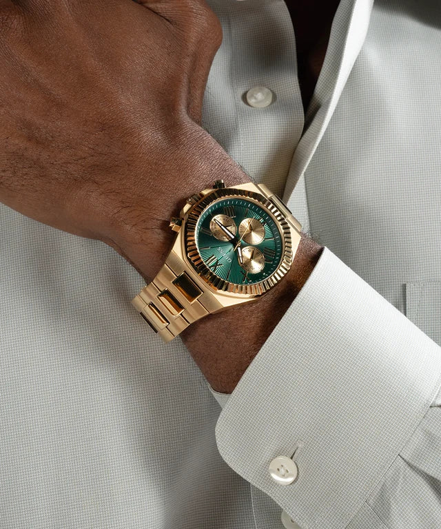 GUESS Men Green Round Dial Analogue Stainless Steel Band Watch- GW0703G2