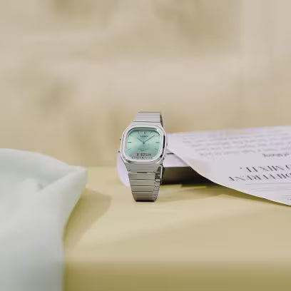 Casio Vintage Silver Stainless Steel Blue Dial Unisex Watch AQ-240E-2A (D429)