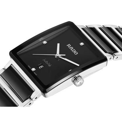 Integral Diamonds  R20255712